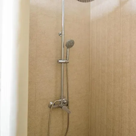 Casa Della Liberta * 菲罗斯特法尼