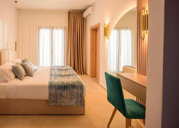 Casa Della Liberta * フィロステファニ